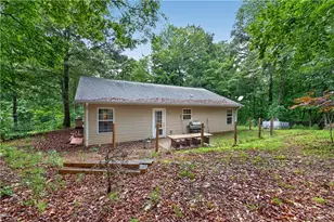 3548 Lakeview Dr, Gainesville, GA 30501 - Photo 28