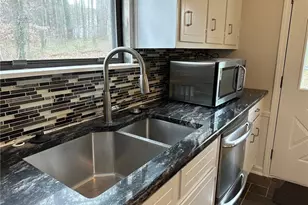 2697 Shetland Ln, Duluth, GA 30096 - Photo 10
