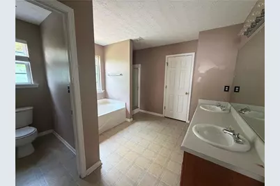 3865 Crescent Walk Lane, Suwanee, GA 30024 - Photo 12