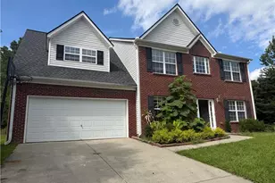 3865 Crescent Walk Ln, Suwanee, GA 30024 - Photo 1