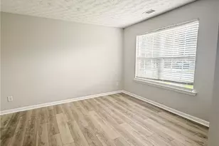3865 Crescent Walk Ln, Suwanee, GA 30024 - Photo 20