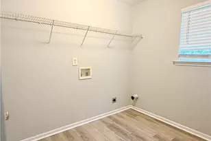 3865 Crescent Walk Ln, Suwanee, GA 30024 - Photo 18