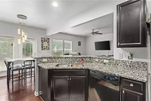523 Hardy Ives Ln, Lawrenceville, GA 30045 - Photo 6