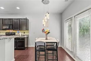 523 Hardy Ives Ln, Lawrenceville, GA 30045 - Photo 8