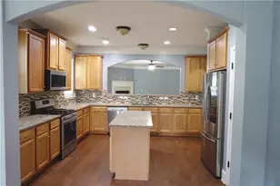 5669 Woodland Greens Rd, Douglasville, GA 30135 - Photo 4