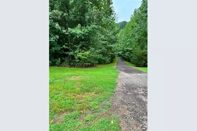 5538 Checkered Spot Drive, Gainesville, GA 30506 - Photo 4