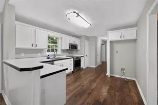 424 Southern Hills Dr, Monroe, GA 30655 - Photo 8