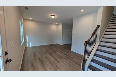 3053 Beacon Bend Crossing, Lawrenceville, GA 30043 - Photo 4