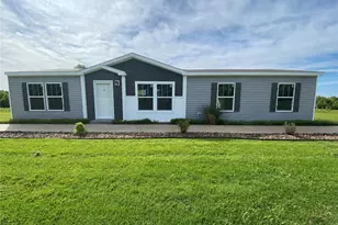320 Thomas St, Eatonton, GA 31024 - Photo 1