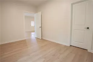 604 Trump Ct, Carrollton, GA 30116 - Photo 12