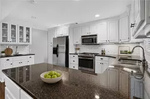 2818 Tupelo St SE, Atlanta, GA 30317 - Photo 10