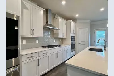 2061 Morrison Avenue, Atlanta, GA 30319 - Photo 4
