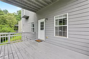 1128 Bankside Ct, Buford, GA 30518 - Photo 54