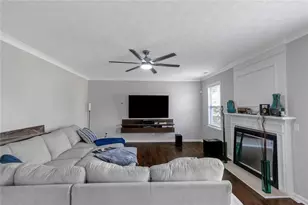 3152 Spruce Way, Atlanta, GA 30349 - Photo 6
