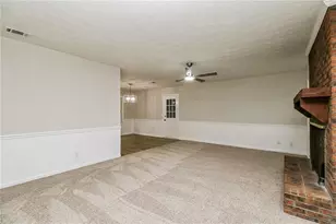 3413 Creekwood Dr SE, Conyers, GA 30094 - Photo 4