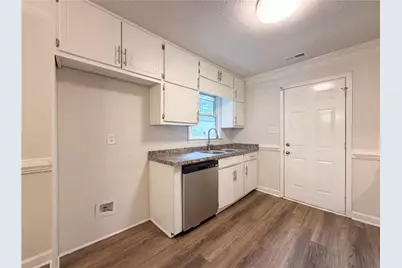 1627 Hearthstone Way, Jonesboro, GA 30236 - Photo 12
