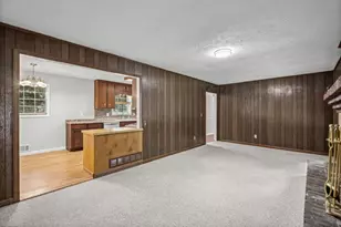 1050 Castlewood Dr, Woodstock, GA 30189 - Photo 12