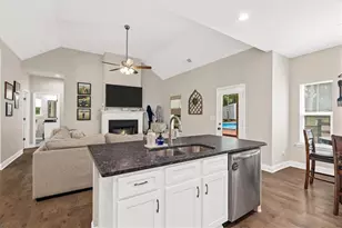 499 Oakland Dr SE, Calhoun, GA 30701 - Photo 12