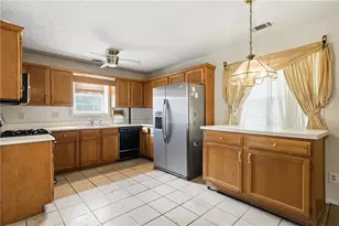 1787 Wedgewood Dr, Stone Mountain, GA 30088 - Photo 2