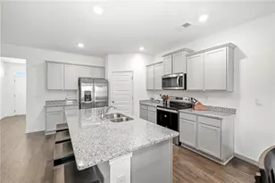 335 Murray Ln, Hoschton, GA 30548 - Photo 2
