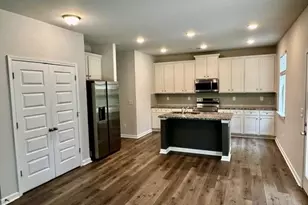 412 McGinnis Cir, Calhoun, GA 30701 - Photo 4