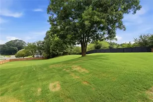 8205 Applewood Ct, Gainesville, GA 30506 - Photo 40