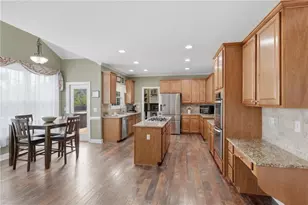 8205 Applewood Ct, Gainesville, GA 30506 - Photo 12