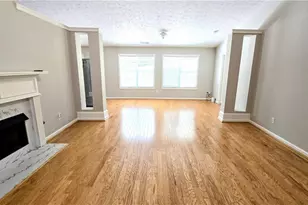 272 Leatherwood Ct, Lawrenceville, GA 30043 - Photo 4