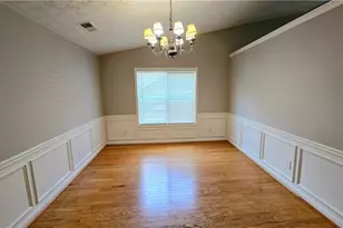 272 Leatherwood Ct, Lawrenceville, GA 30043 - Photo 6