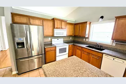 272 Leatherwood Court, Lawrenceville, GA 30043 - Photo 10