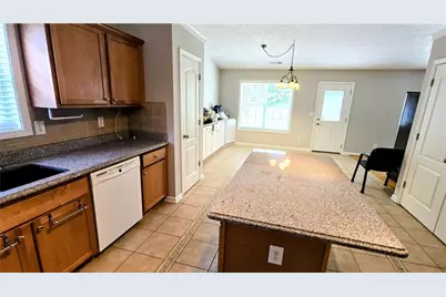 272 Leatherwood Court, Lawrenceville, GA 30043 - Photo 12