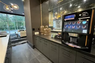 3324 Peachtree Rd NE, Atlanta, GA 30326 - Photo 26
