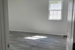 1 Sargent Tigner St, Newnan, GA 30263 - Photo 10