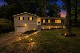 326 Princess Ave, Woodstock, GA 30189 - Photo 2