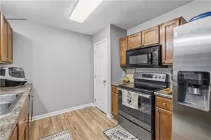 326 Princess Ave, Woodstock, GA 30189 - Photo 14