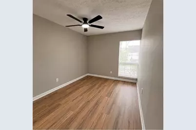 3254 Strawberry Lane, Decatur, GA 30034 - Photo 10