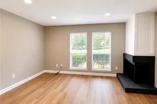 3254 Strawberry Ln, Decatur, GA 30034 - Photo 2