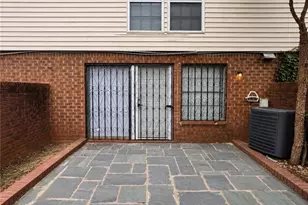 3254 Strawberry Ln, Decatur, GA 30034 - Photo 14