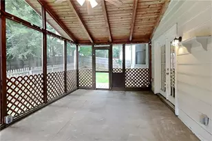 400 Ansley Dr, Roswell, GA 30076 - Photo 16