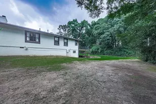 1310 Dillon Rd, Austell, GA 30168 - Photo 12