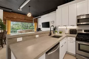 881 Memorial Dr SE, Atlanta, GA 30316 - Photo 8