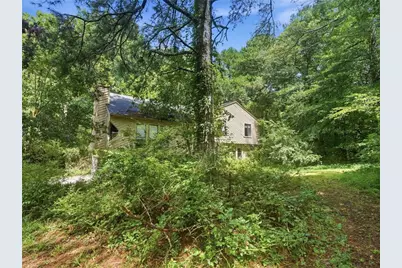 3919 Leach Road, Snellville, GA 30039 - Photo 4