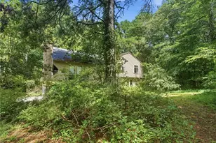 3919 Leach Rd, Snellville, GA 30039 - Photo 4