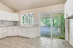 3919 Leach Rd, Snellville, GA 30039 - Photo 14