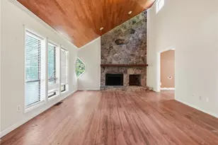 3919 Leach Rd, Snellville, GA 30039 - Photo 10