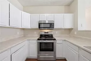 4516 Swan Trce, Union City, GA 30349 - Photo 16