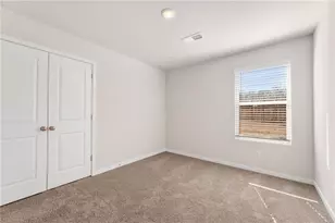 7501 Clover Ln, Flowery Branch, GA 30542 - Photo 14