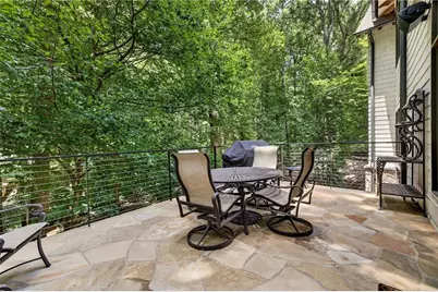 4584 Meadow Valley Drive, Sandy Springs, GA 30342 - Photo 18
