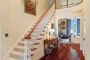 5825 Plantation Dr, Roswell, GA 30075 - Photo 10