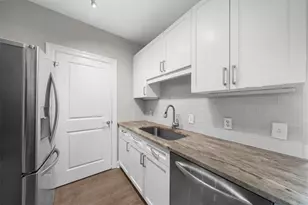 325 E Paces Ferry Road NE, Atlanta, GA 30305 - Photo 6